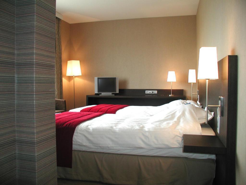 Biznis Hotel Локерен Номер фото